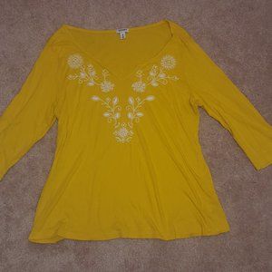 Lightweight Yellow Beaded 3/4 Sleeve Shirt